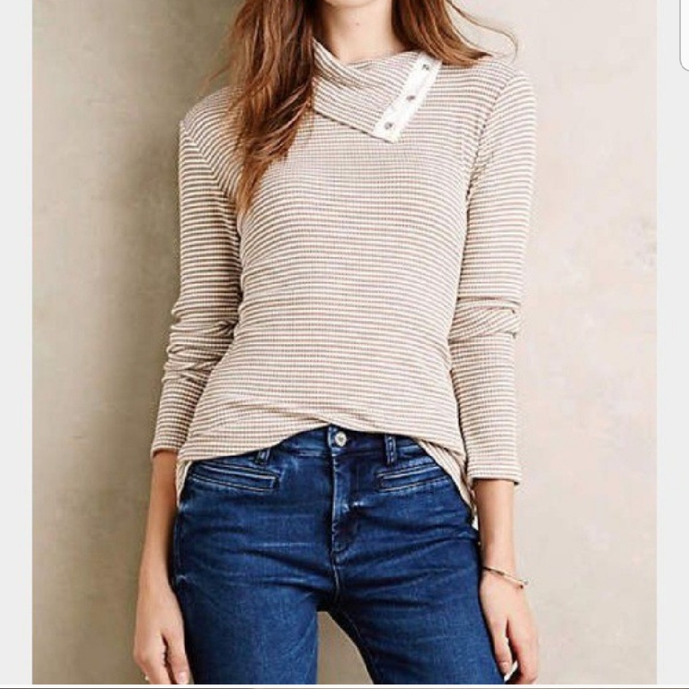 Pullover snap neck Anthropologie Top
